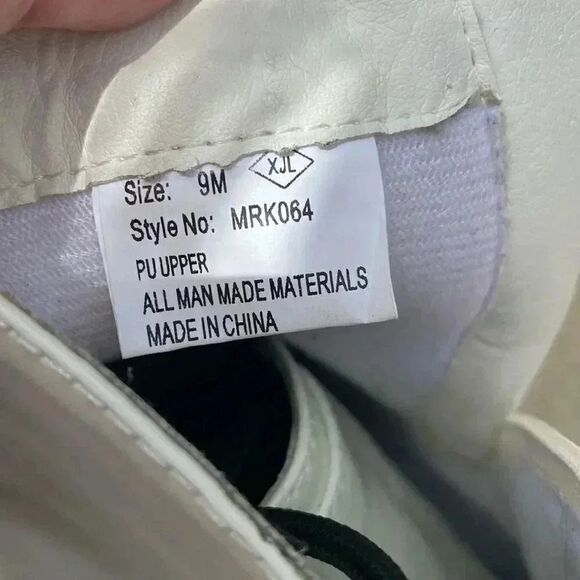 True Craft White Boots  - Picture 6 of 11